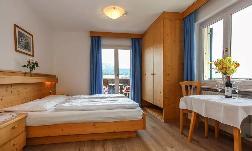 Doppelzimmer mit Balkon in der Kircherstube